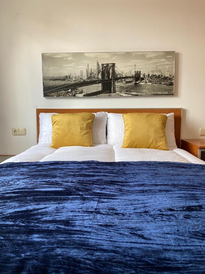 Apartamento Living Albacete Centro ภายนอก รูปภาพ