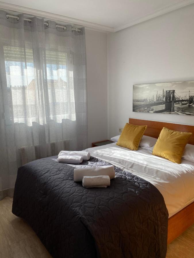Apartamento Living Albacete Centro ภายนอก รูปภาพ